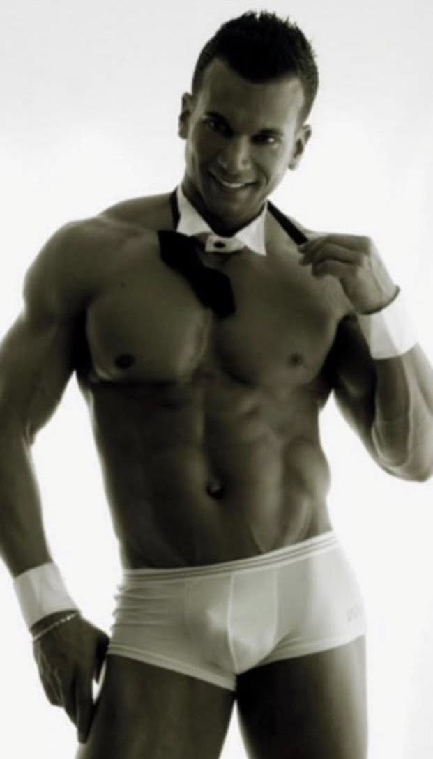 Portrait du stripteaseur Ronny