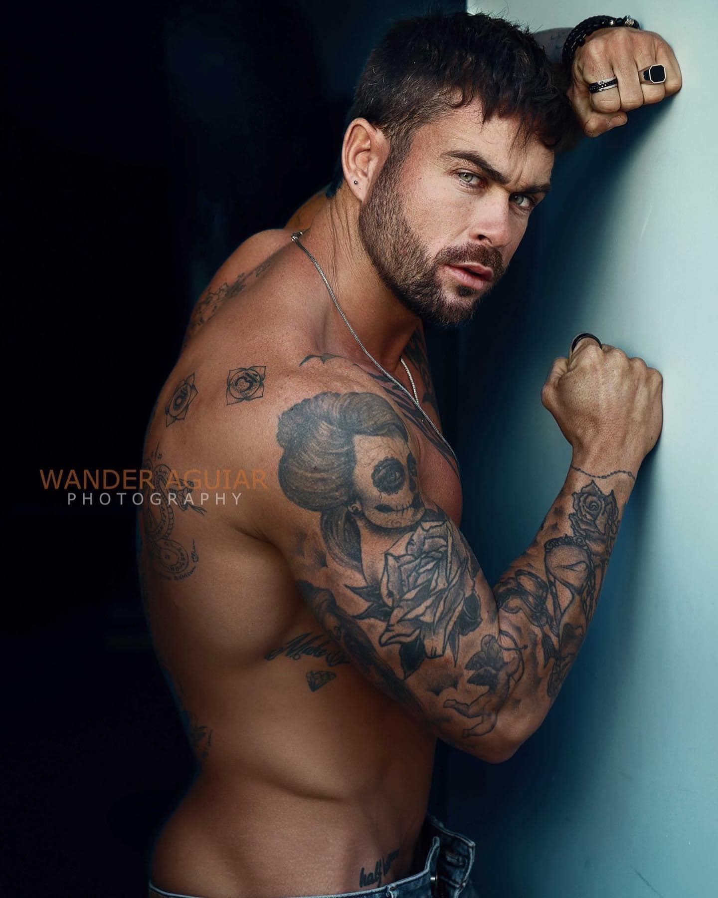 Portrait du stripteaseur Daemon