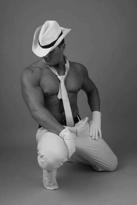 Portrait du stripteaseur Men